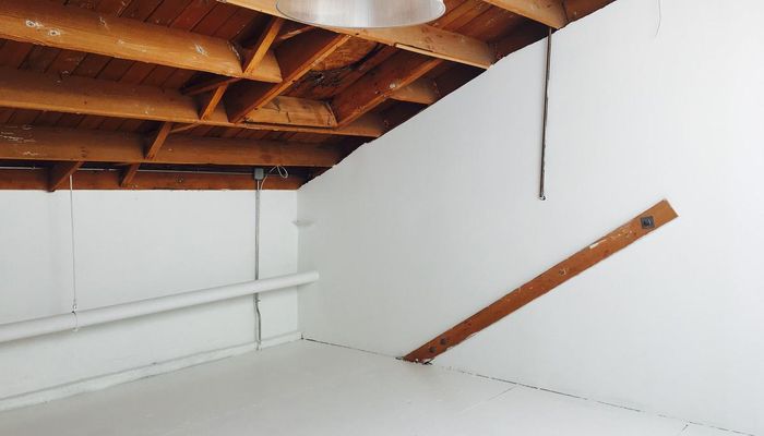 Warehouse Space for Rent at 4300 W Jefferson Blvd Los Angeles, CA 90016 - #14