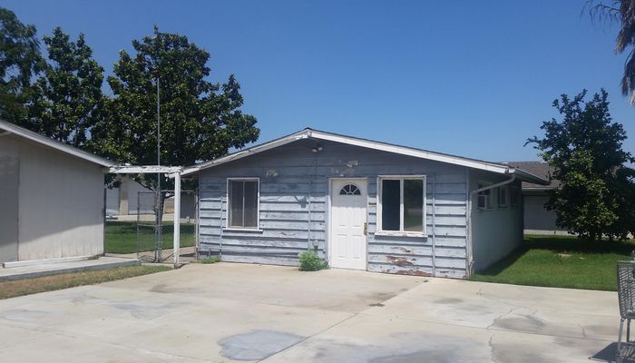 Warehouse Space for Rent at 1571 Lilac Ave Bloomington, CA 92316 - #8
