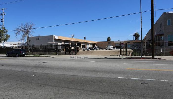 Warehouse Space for Rent at 6800-6818 Avalon Blvd Los Angeles, CA 90003 - #7