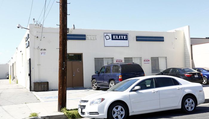 Warehouse Space for Rent at 15164 Stagg St Van Nuys, CA 91405 - #1