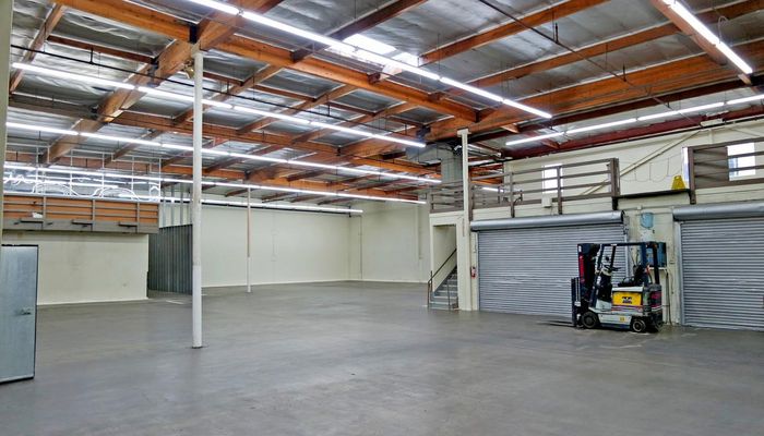 Warehouse Space for Rent at 414 S Crocker St Los Angeles, CA 90013 - #2