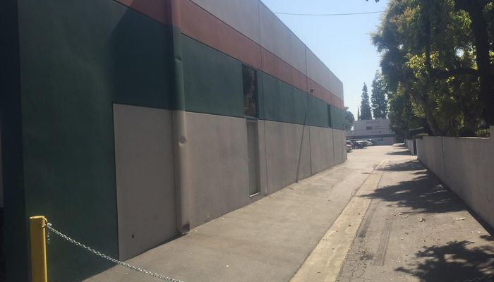 Warehouse Space for Rent at 18840 Parthenia St Northridge, CA 91324 - #4