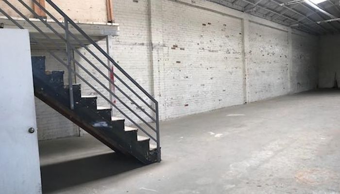 Warehouse Space for Rent at 900-934 S San Pedro St Los Angeles, CA 90015 - #22