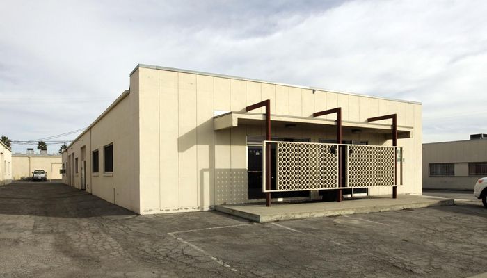 Warehouse Space for Rent at 220-228 S San Lorenzo St Pomona, CA 91766 - #1