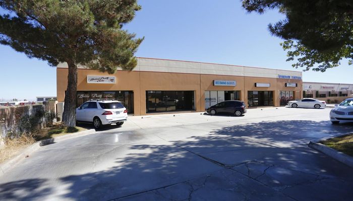 Warehouse Space for Rent at 1051 W Columbia Way Lancaster, CA 93534 - #5