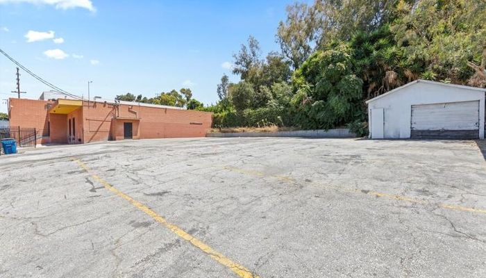 Warehouse Space for Rent at 410-420 E Beach Ave Inglewood, CA 90302 - #30