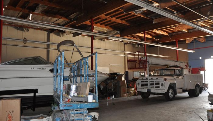 Warehouse Space for Rent at 9765 Sierra Ave. Fontana, CA 92335 - #6