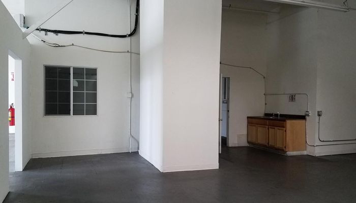 Warehouse Space for Rent at 1501-1503 S Central Ave Los Angeles, CA 90021 - #5