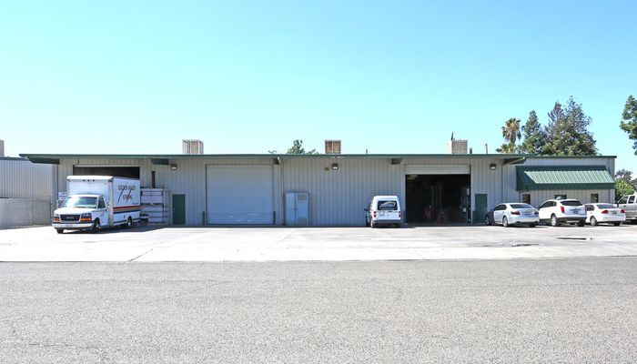 Warehouse Space for Rent at 1101 Security Ct Tulare, CA 93274 - #3