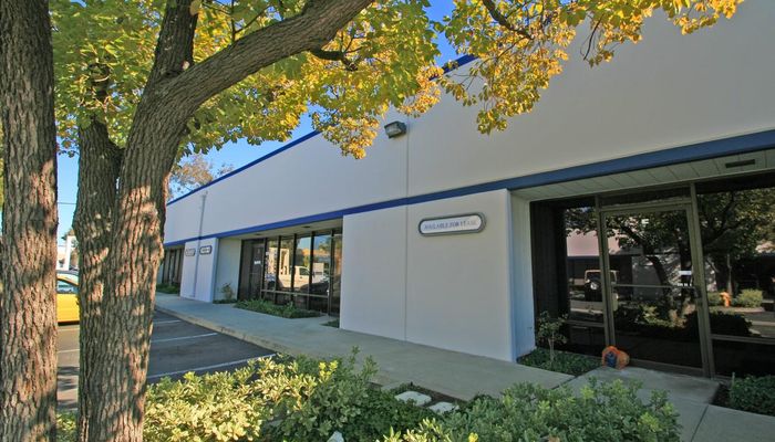 Warehouse Space for Rent at 1317 Simpson Way Escondido, CA 92029 - #4