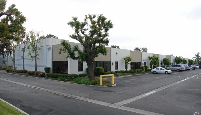 Warehouse Space for Rent at 375 Cliffwood Park St Brea, CA 92821 - #4