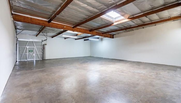 Warehouse Space for Rent at 3619-3735 San Gabriel River Pky Pico Rivera, CA 90660 - #4