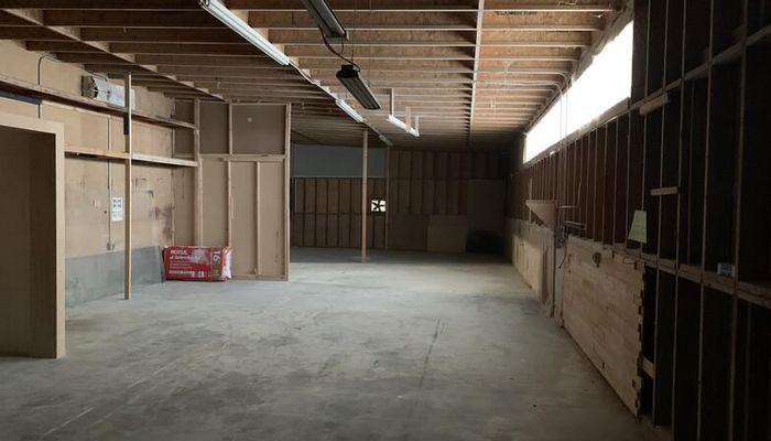 Warehouse Space for Rent at 111 E Linden Ave Burbank, CA 91502 - #4