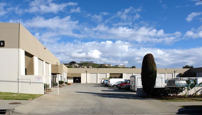 Warehouse Space for Rent at 2300 Walnut Ave Signal Hill, CA 90755 - #4