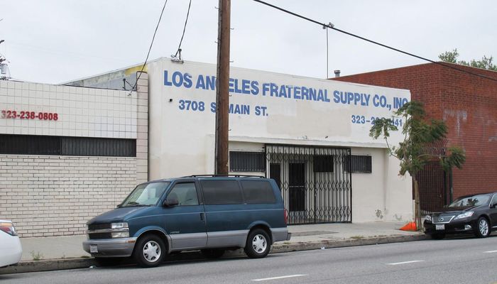 Warehouse Space for Rent at 3708 S Main St Los Angeles, CA 90007 - #6