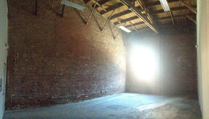 Warehouse Space for Rent at 2035 Bay St Los Angeles, CA 90021 - #11