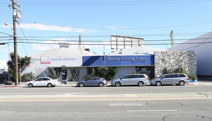 Warehouse Space for Rent at 11014-11016 S La Cienega Blvd Inglewood, CA 90304 - #9