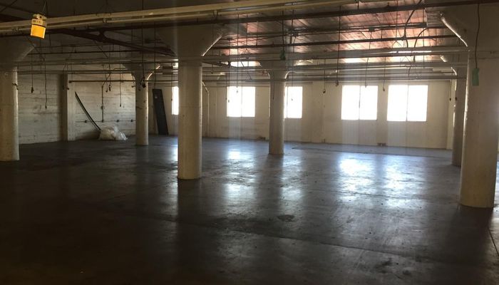 Warehouse Space for Rent at 1922-1926 E 7th Pl Los Angeles, CA 90021 - #7