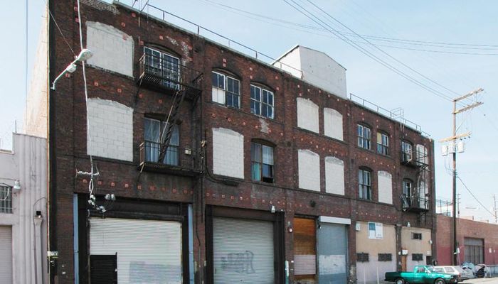 Warehouse Space for Rent at 421-427 Colyton St Los Angeles, CA 90013 - #15