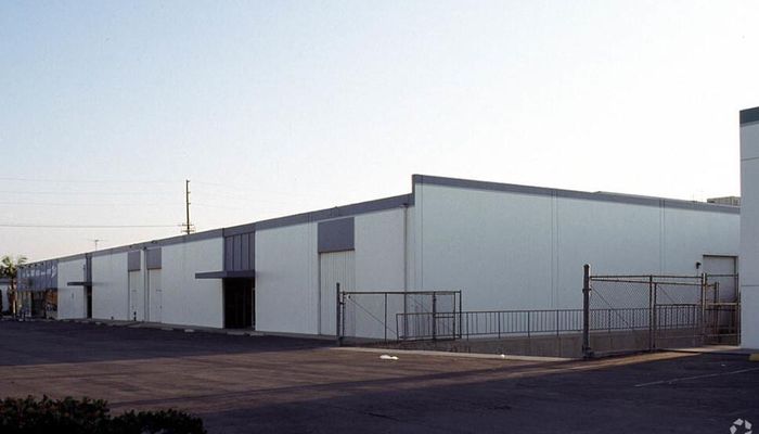 Warehouse Space for Rent at 3300 E Willow St Signal Hill, CA 90755 - #1