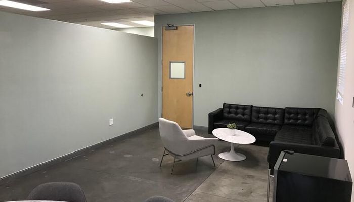 Warehouse Space for Rent at 1151-1155 S Boyle Ave Los Angeles, CA 90023 - #4