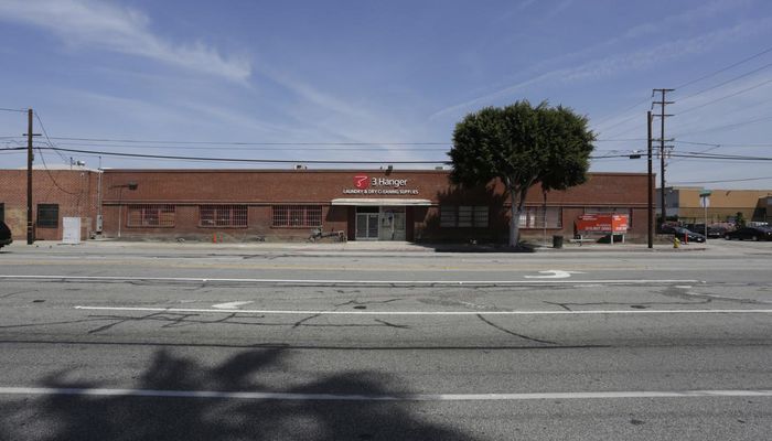 Warehouse Space for Rent at 3355 W El Segundo Blvd Hawthorne, CA 90250 - #4