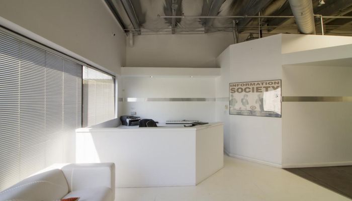 Office Space for Rent at 902-926 Colorado Ave Santa Monica, CA 90401 - #48