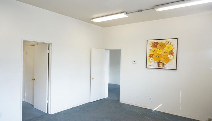 Warehouse Space for Rent at 2933 E 11th St Los Angeles, CA 90023 - #17