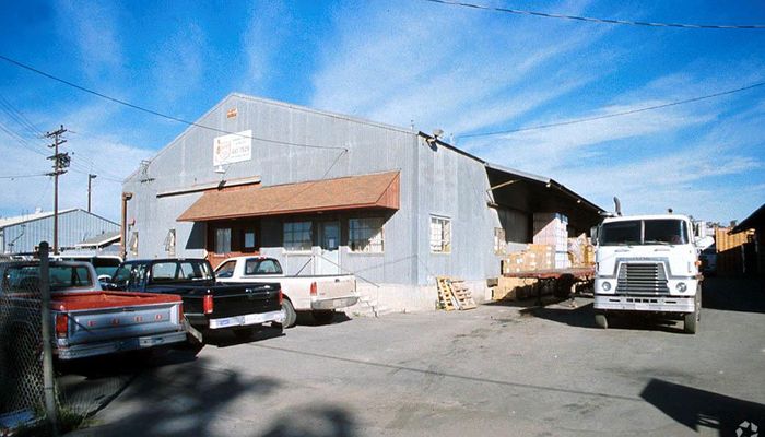 Warehouse Space for Rent at 1641 Mountain View Ave Oxnard, CA 93030 - #2