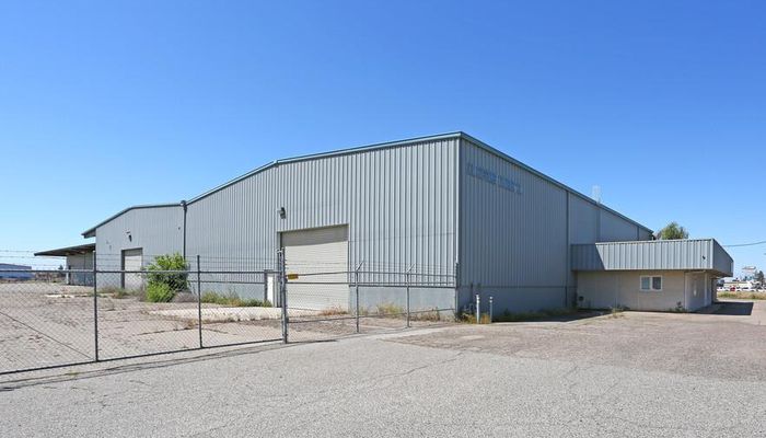 Warehouse Space for Rent at 4734 E Jensen Ave Fresno, CA 93725 - #2
