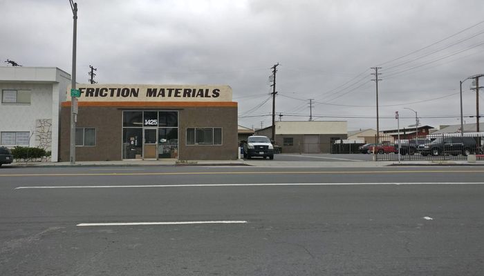 Warehouse Space for Rent at 1425 Santa Fe Ave Long Beach, CA 90813 - #2