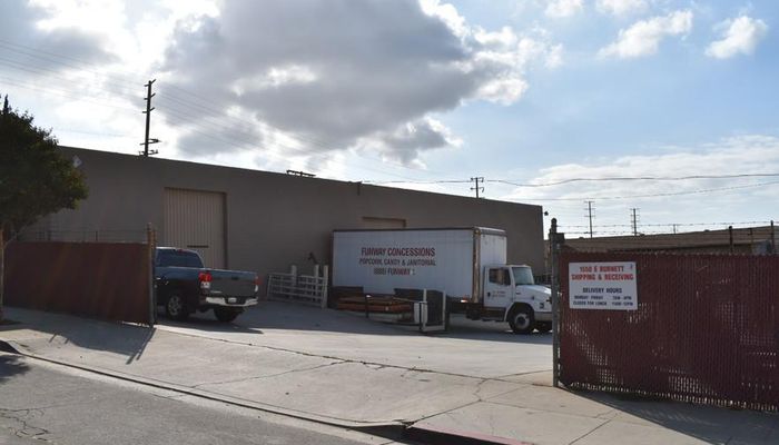 Warehouse Space for Rent at 2399 Walnut Ave Signal Hill, CA 90755 - #2