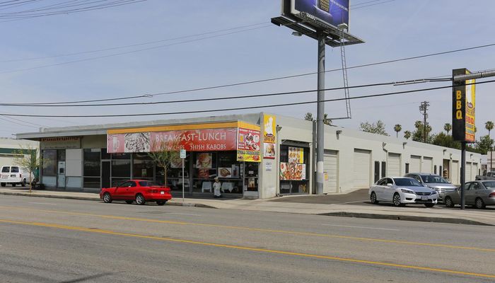 Warehouse Space for Rent at 14805-14817 Oxnard St Van Nuys, CA 91411 - #6