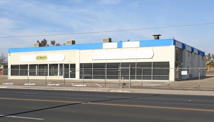 Warehouse Space for Rent at 320 W Henderson Ave Porterville, CA 93257 - #3