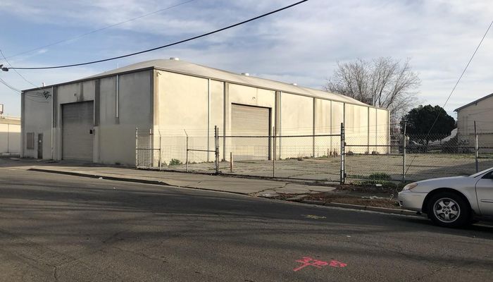 Warehouse Space for Rent at 2 W Worth St Stockton, CA 95206 - #1