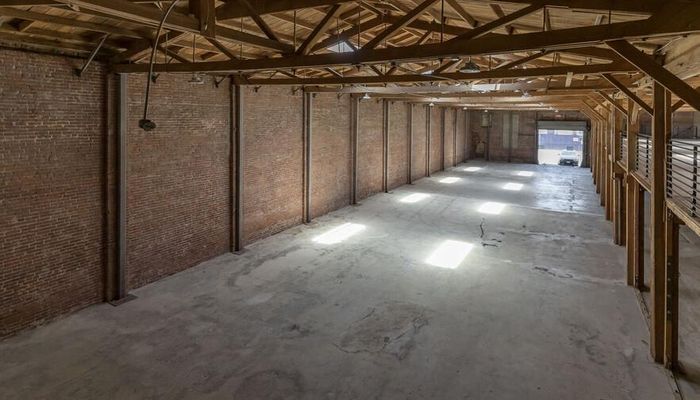 Warehouse Space for Rent at 2028 Bay St Los Angeles, CA 90021 - #34