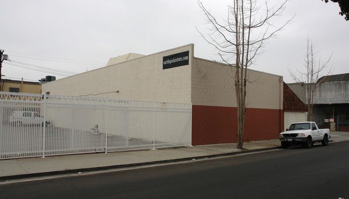 Warehouse Space for Rent at 1300 Gardena Ave Glendale, CA 91204 - #6