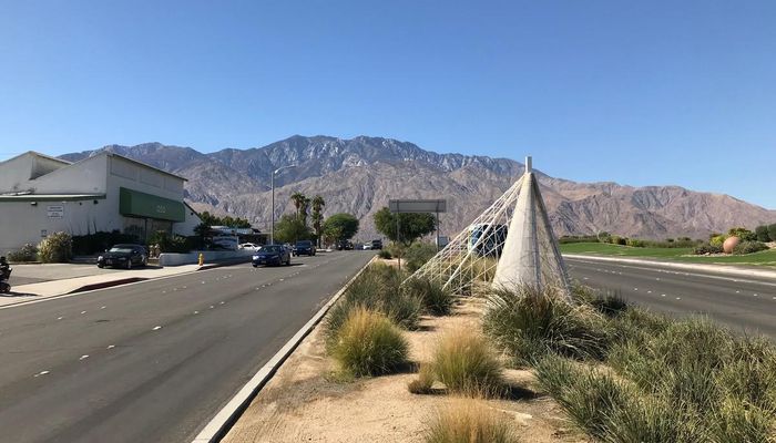 Warehouse Space for Sale at 4775-4779 E Ramon Rd Palm Springs, CA 92264 - #12