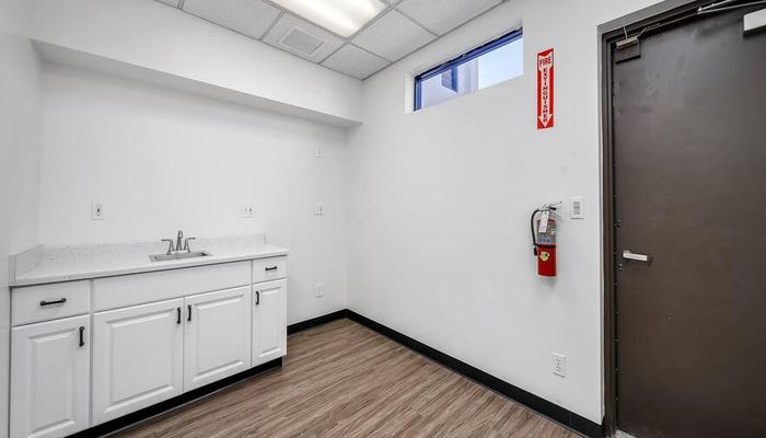 Warehouse Space for Rent at 14208 Towne Ave Los Angeles, CA 90061 - #26