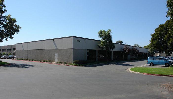 Warehouse Space for Rent at 7925 Dunbrook Rd San Diego, CA 92126 - #6