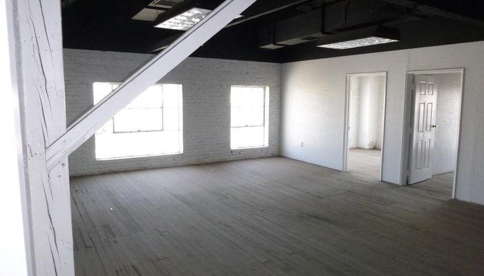 Warehouse Space for Rent at 2250 Los Angeles St Fresno, CA 93721 - #12