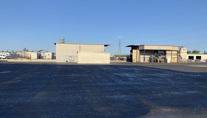 Warehouse Space for Rent at 6837 Krebs Rd Bakersfield, CA 93308 - #1
