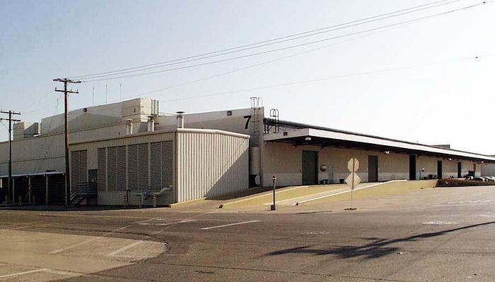Warehouse Space for Rent at 8301-8353 Demetre Ave Sacramento, CA 95828 - #2