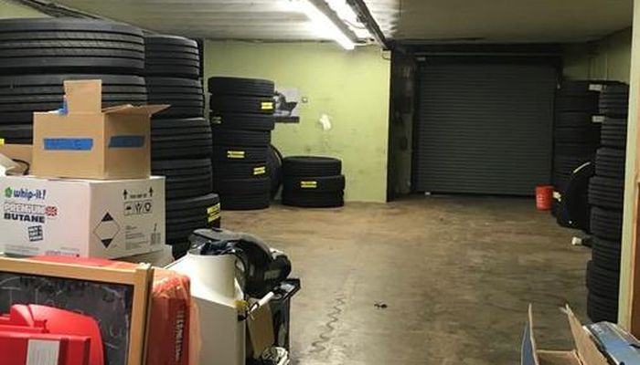 Warehouse Space for Rent at 7580-7590 San Fernando Rd Sun Valley, CA 91352 - #9