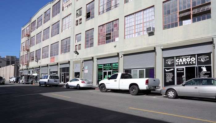 Warehouse Space for Rent at 921-937 E Pico Blvd Los Angeles, CA 90021 - #3