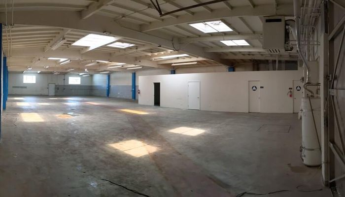 Warehouse Space for Rent at 936 W Hyde Park Blvd Inglewood, CA 90302 - #8