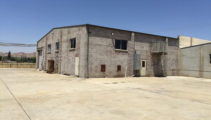 Warehouse Space for Rent at 749 N Plano St Porterville, CA 93257 - #4