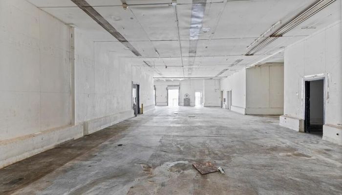Warehouse Space for Rent at 410-420 E Beach Ave Inglewood, CA 90302 - #5
