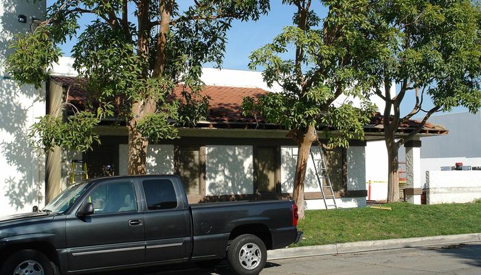 Warehouse Space for Rent at 4011 W Chandler Ave Santa Ana, CA 92704 - #8