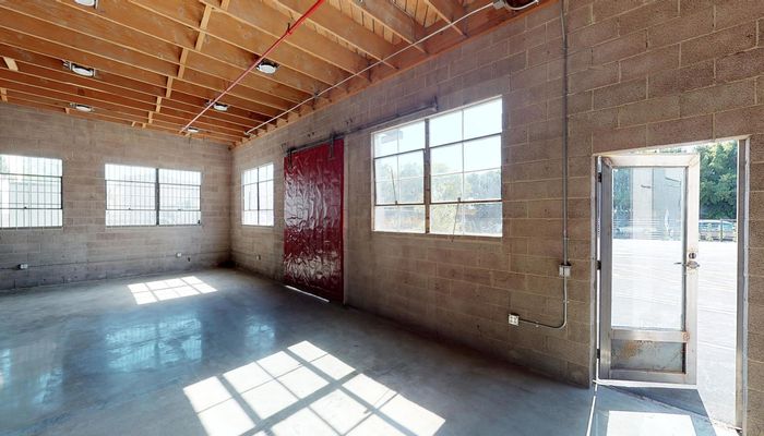 Warehouse Space for Rent at 1914 Raymond Ave Los Angeles, CA 90007 - #54